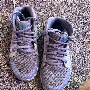 Under armour boys shoes